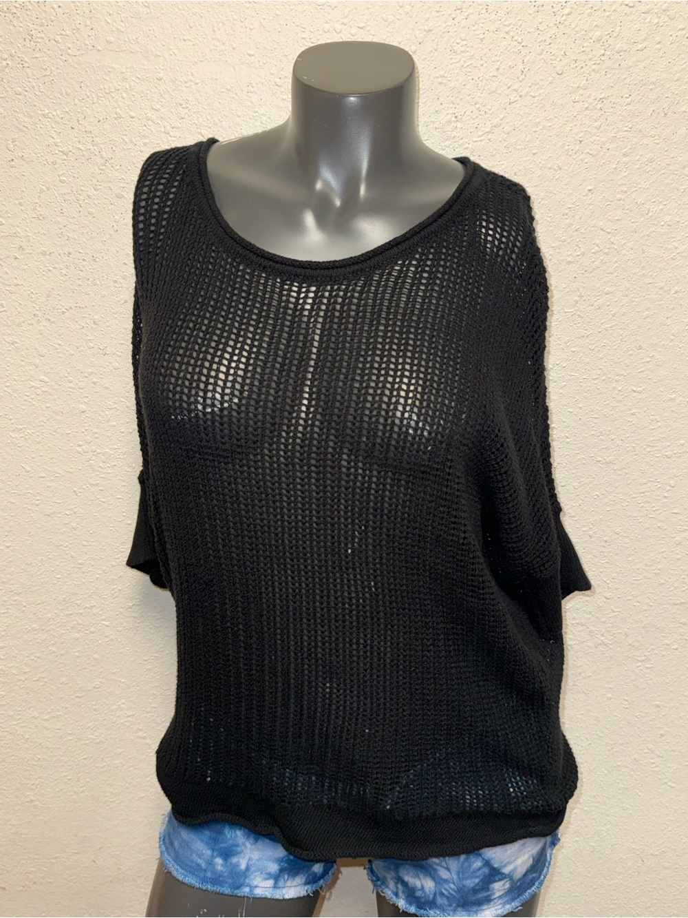 Forever 21 Black Open-Knit Scoop Neck Sweater